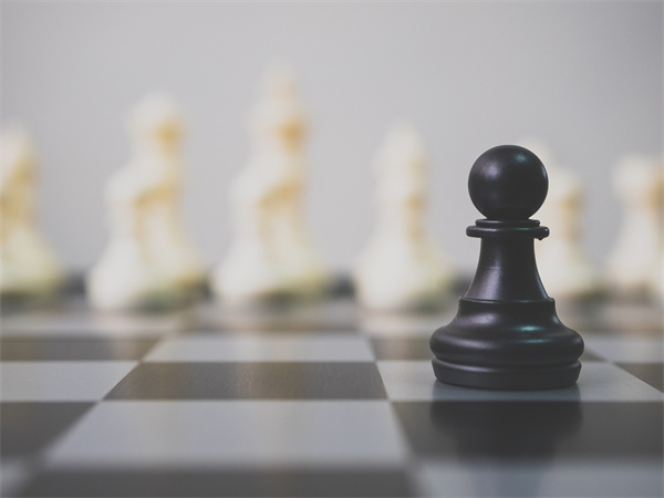 一旦跑偏就會(huì)失去競(jìng)爭(zhēng)力：如何讓戰(zhàn)略持續(xù)生效？