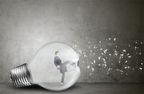 戰(zhàn)略咨詢：如何應(yīng)對(duì)新基建帶來(lái)的機(jī)遇？