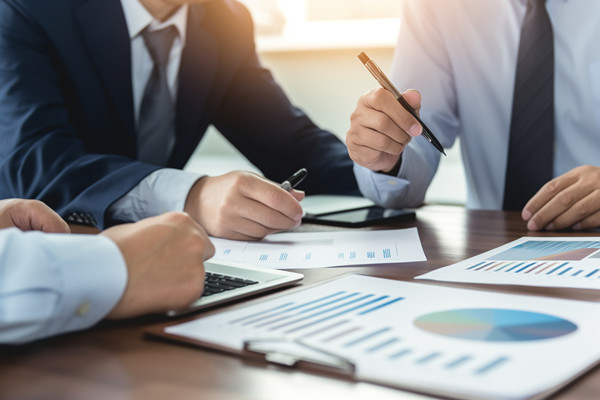 如何利用大數據驅動企業(yè)戰(zhàn)略決策？