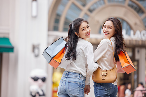 大數(shù)據(jù)驅(qū)動(dòng)精準(zhǔn)營(yíng)銷，提升品牌知名度與美譽(yù)度