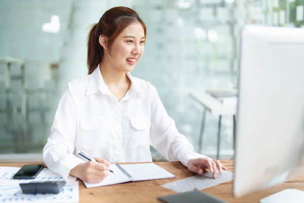 戰(zhàn)略評(píng)估：全面評(píng)估，提升企業(yè)運(yùn)營(yíng)效益