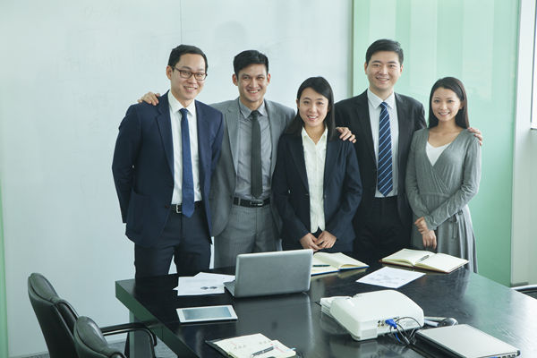 多元化團隊的績效管理：適應(yīng)多元化環(huán)境，促進(jìn)團隊和諧