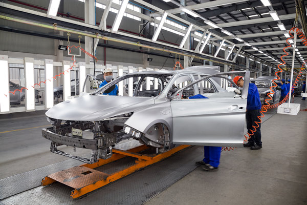 打破瓶頸，提升產(chǎn)能：精益生產(chǎn)在企業(yè)生產(chǎn)現(xiàn)場的應(yīng)用