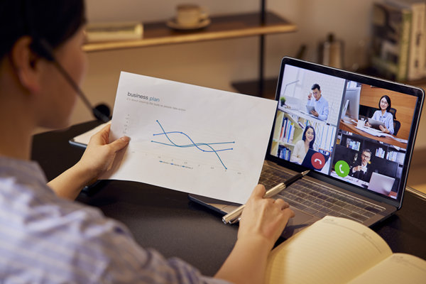 員工培訓(xùn)與發(fā)展：提升技能，實(shí)現(xiàn)卓越績(jī)效