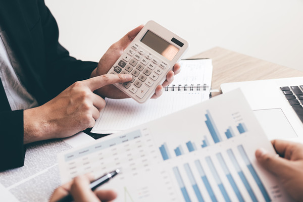 精準(zhǔn)預(yù)算，助力企業(yè)決策：實(shí)現(xiàn)長(zhǎng)遠(yuǎn)發(fā)展目標(biāo)的關(guān)鍵