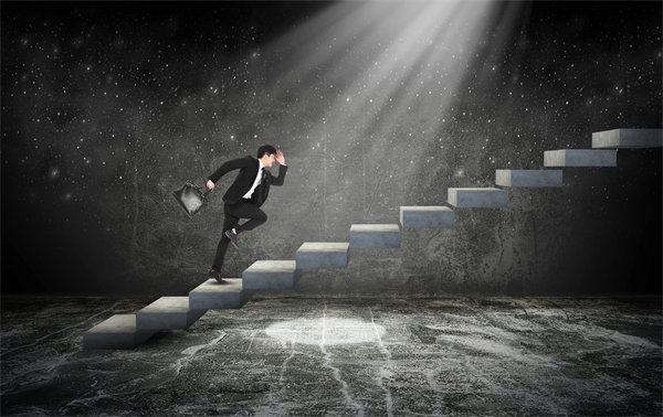 績效反饋助力成長，促進(jìn)員工與企業(yè)共進(jìn)步