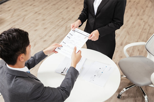 人力資源與業(yè)務(wù)戰(zhàn)略融合，推動企業(yè)持續(xù)發(fā)展與創(chuàng)新