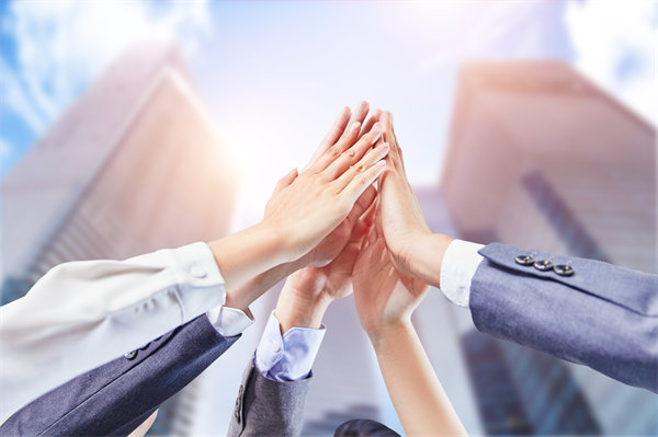 立足企業(yè)實(shí)際，制定可行經(jīng)營計劃，確保企業(yè)穩(wěn)健前行