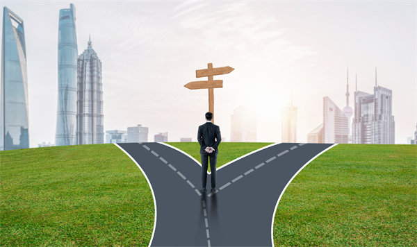 如果一家企業(yè)沒有明確的經(jīng)營戰(zhàn)略，會有什么樣的風(fēng)險(xiǎn)？