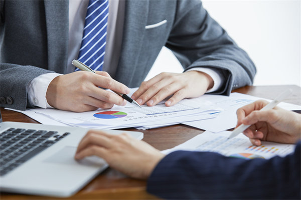 跨部門預(yù)算協(xié)同機(jī)制建立會面臨哪些挑戰(zhàn)與解決方案？