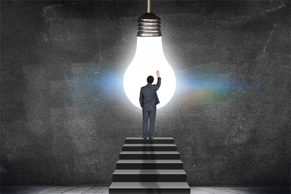 創(chuàng)新管理在推動(dòng)企業(yè)持續(xù)發(fā)展中的角色與實(shí)踐？