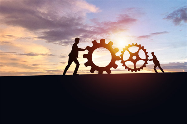 企業(yè)管理固化提升空間有限，如何進(jìn)行商業(yè)重組突圍？