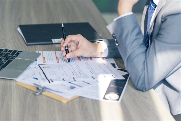 企業(yè)在招聘過程中，如何確保公平性與多樣性并存？