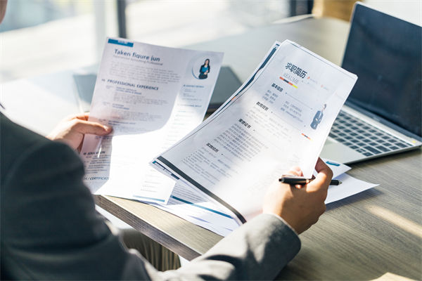 招聘過程中，如何平衡能力與潛力，篩選最佳候選人？