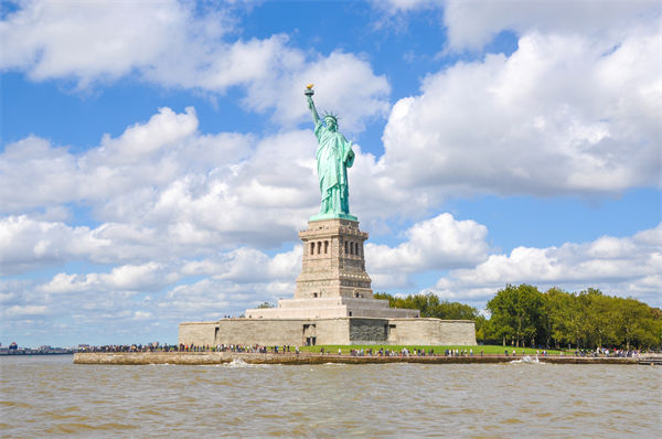 特朗普宣布勝選！國(guó)內(nèi)制造業(yè)何去何從？