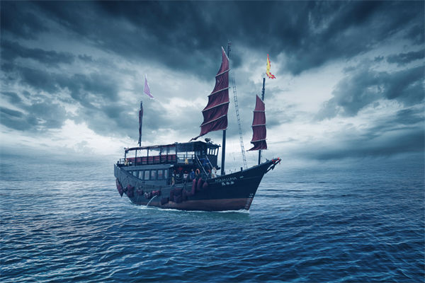 在全球化競爭中，企業(yè)如何制定有效的戰(zhàn)略管理策略？