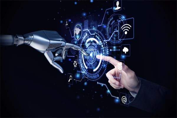 戰(zhàn)略管理與業(yè)務(wù)融合，推動企業(yè)轉(zhuǎn)型升級與創(chuàng)新發(fā)展