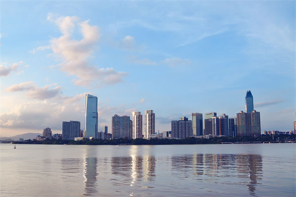 惠州營銷咨詢公司如何為企業(yè)定制創(chuàng)新營銷策略？