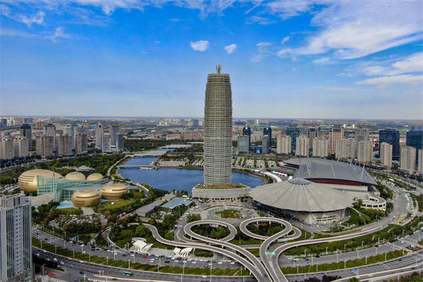 鄭州戰(zhàn)略咨詢公司如何為企業(yè)定制長遠(yuǎn)發(fā)展規(guī)劃？