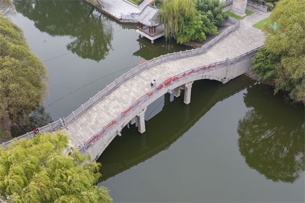 許昌戰(zhàn)略咨詢公司如何助力企業(yè)精準(zhǔn)定位市場？