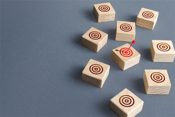 組織規(guī)劃中的人才梯隊建設：如何確?？沙掷m(xù)發(fā)展？