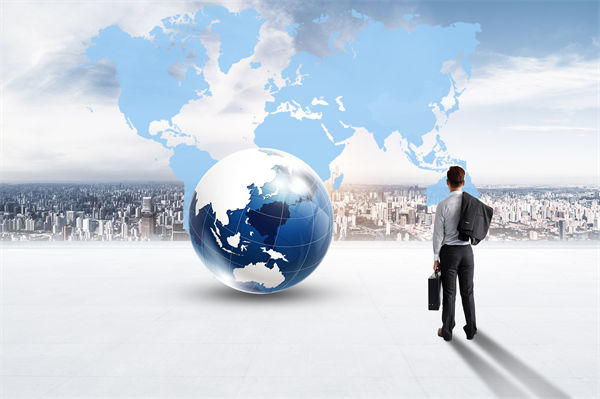 風險管理與企業(yè)戰(zhàn)略制定：如何平衡機遇與威脅？