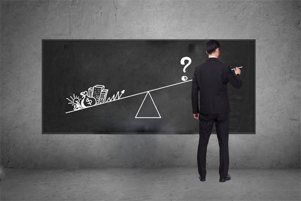 市場(chǎng)不確定，集團(tuán)管控策略應(yīng)如何靈活調(diào)整與應(yīng)對(duì)？