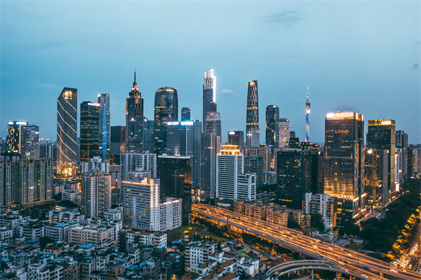 如何通過廣州年度經(jīng)營計(jì)劃咨詢提升企業(yè)經(jīng)營效率？