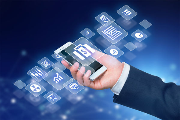 如何通過(guò)數(shù)據(jù)分析，調(diào)整年度經(jīng)營(yíng)計(jì)劃中的策略？