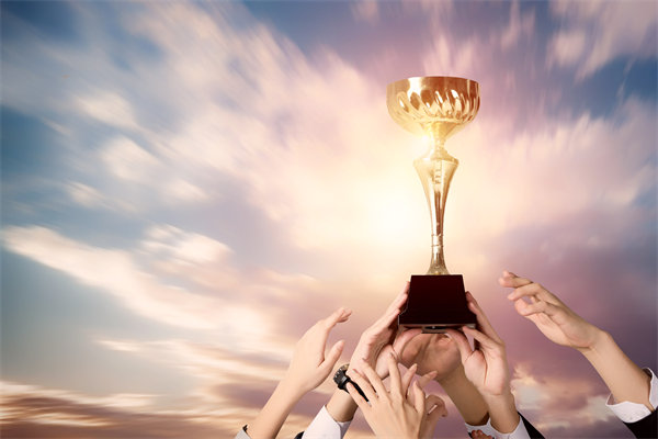 績效與薪酬脫鉤，薪酬咨詢?nèi)绾沃厮芨咝Ъ钸B接機制？