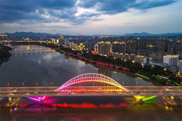 贛州大型企業(yè)如何通過集團(tuán)管控咨詢公司優(yōu)化資源配置？