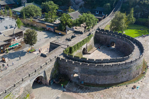 臺州精益生產(chǎn)咨詢公司怎樣幫企業(yè)降低生產(chǎn)成本、提升效益？