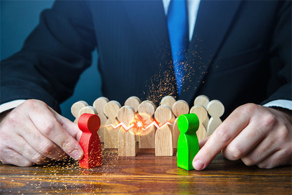 新老業(yè)務(wù)沖突不斷，企業(yè)戰(zhàn)略管理如何平衡布局？