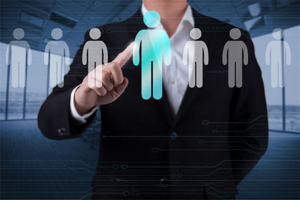 中紀(jì)委：公職人員禁止干6類副業(yè)，人力資源怎么看？