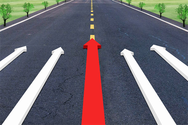 市場競爭白熱化，企業(yè)戰(zhàn)略管理如何構(gòu)建差異化優(yōu)勢？