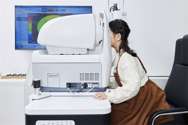 制造業(yè)管理：電子產(chǎn)品“防藍(lán)光”功能真能護(hù)眼嗎？