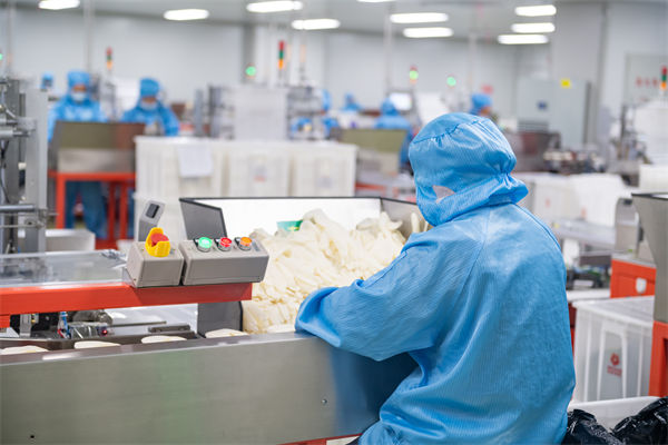 組織架構(gòu)跟著業(yè)務(wù)變總錯(cuò)位，效率越調(diào)越低怎么破？