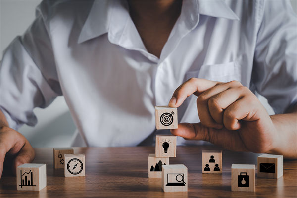 戰(zhàn)略目標層層分解后，部門協(xié)同為何反成內(nèi)耗根源？