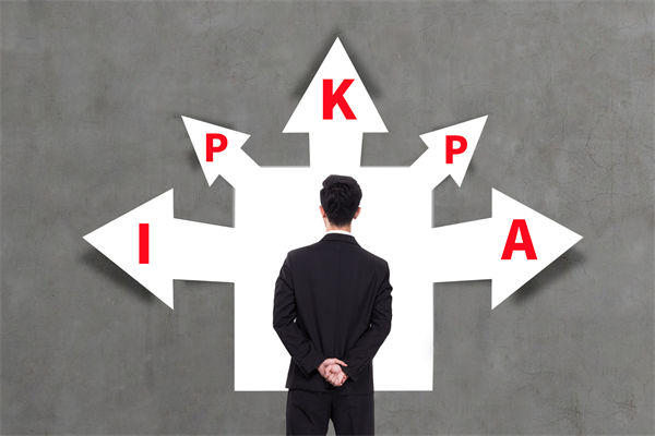 看似精細(xì)的績效體系，為何反而拖慢了團(tuán)隊(duì)的腳步？